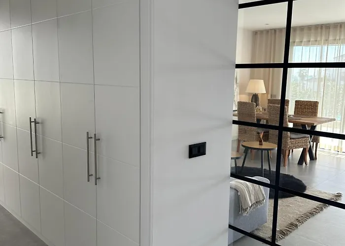 Mirador Hills Apartment *