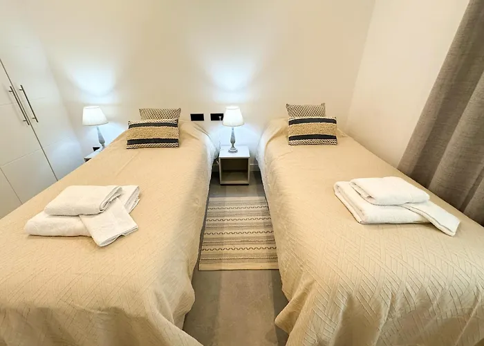 Mirador Hills Apartment *